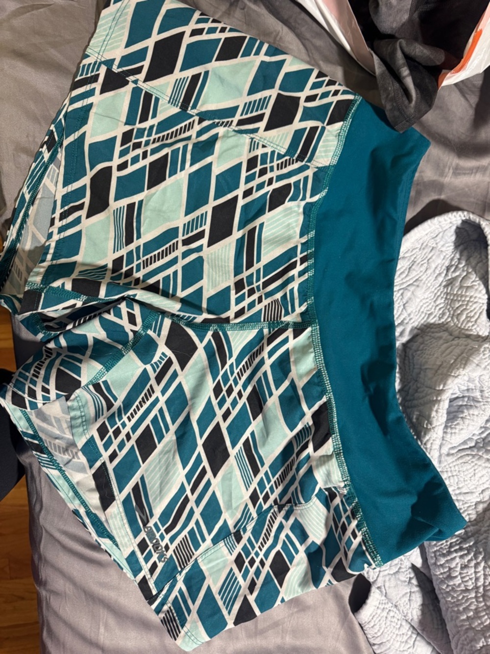 Brooks Teal Geometric Athletic Running Shorts